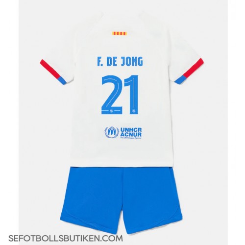 Barcelona Frenkie de Jong #21 Replika Babykläder Borta matchkläder barn 2023-24 Korta ärmar (+ Korta byxor)